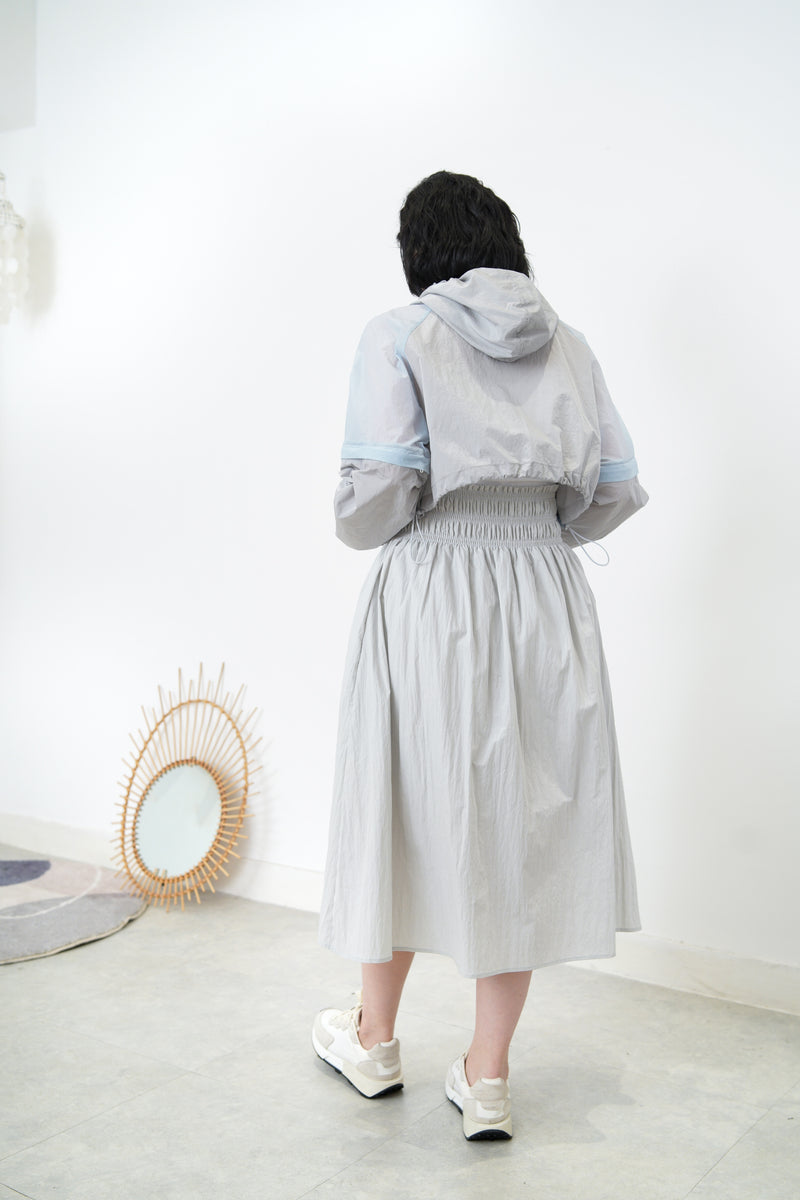 Patchwork windbreaker w/ attachable sleeves