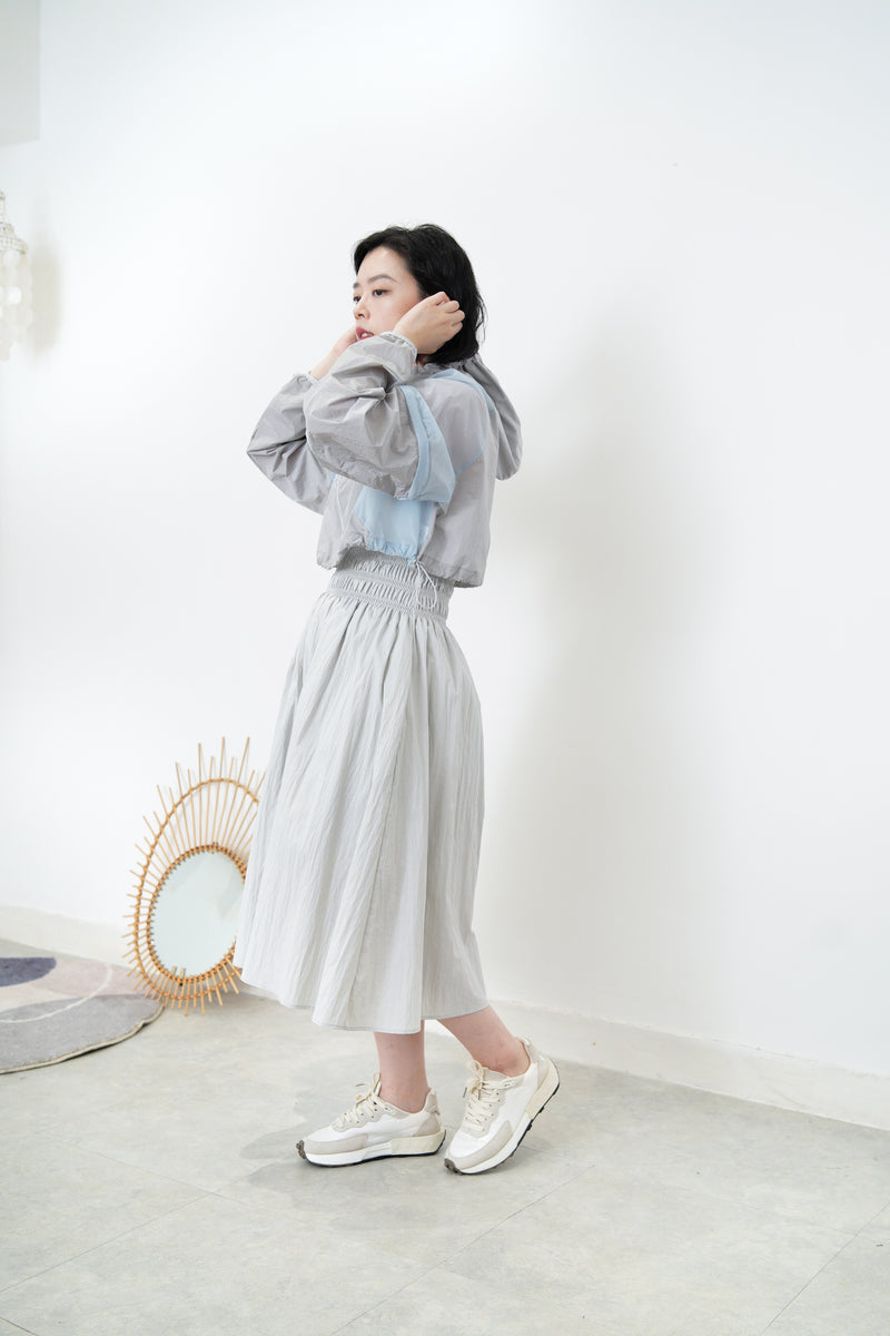 Patchwork windbreaker w/ attachable sleeves