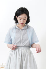 Patchwork windbreaker w/ attachable sleeves
