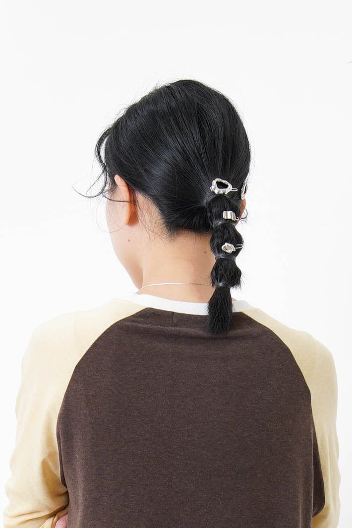 Irregular shape clip set