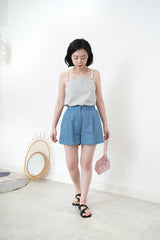 Denim shorts in elastic waist