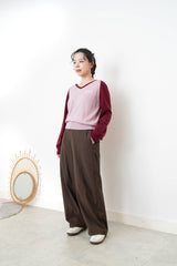 V neck sweater w/ contrast raglan sleeves