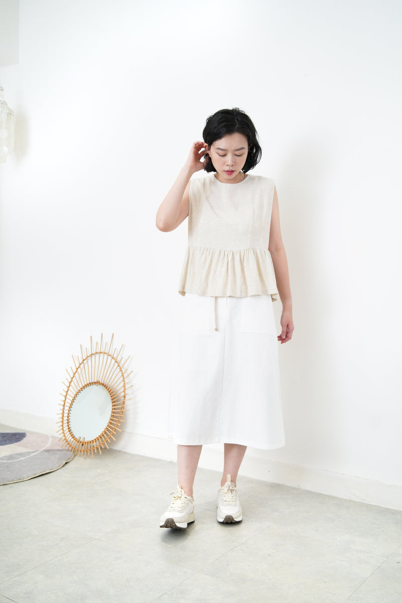 Linen vest w/ peplum hem