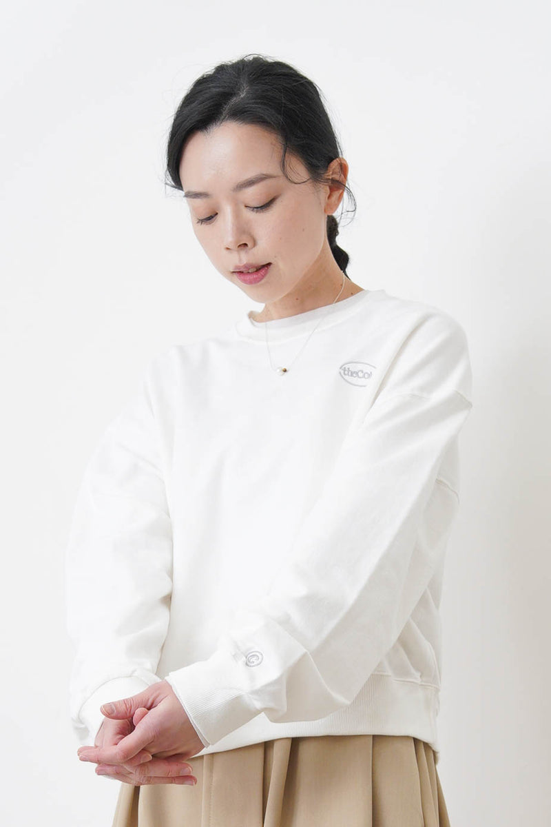 White spring pullover w/ embroidery