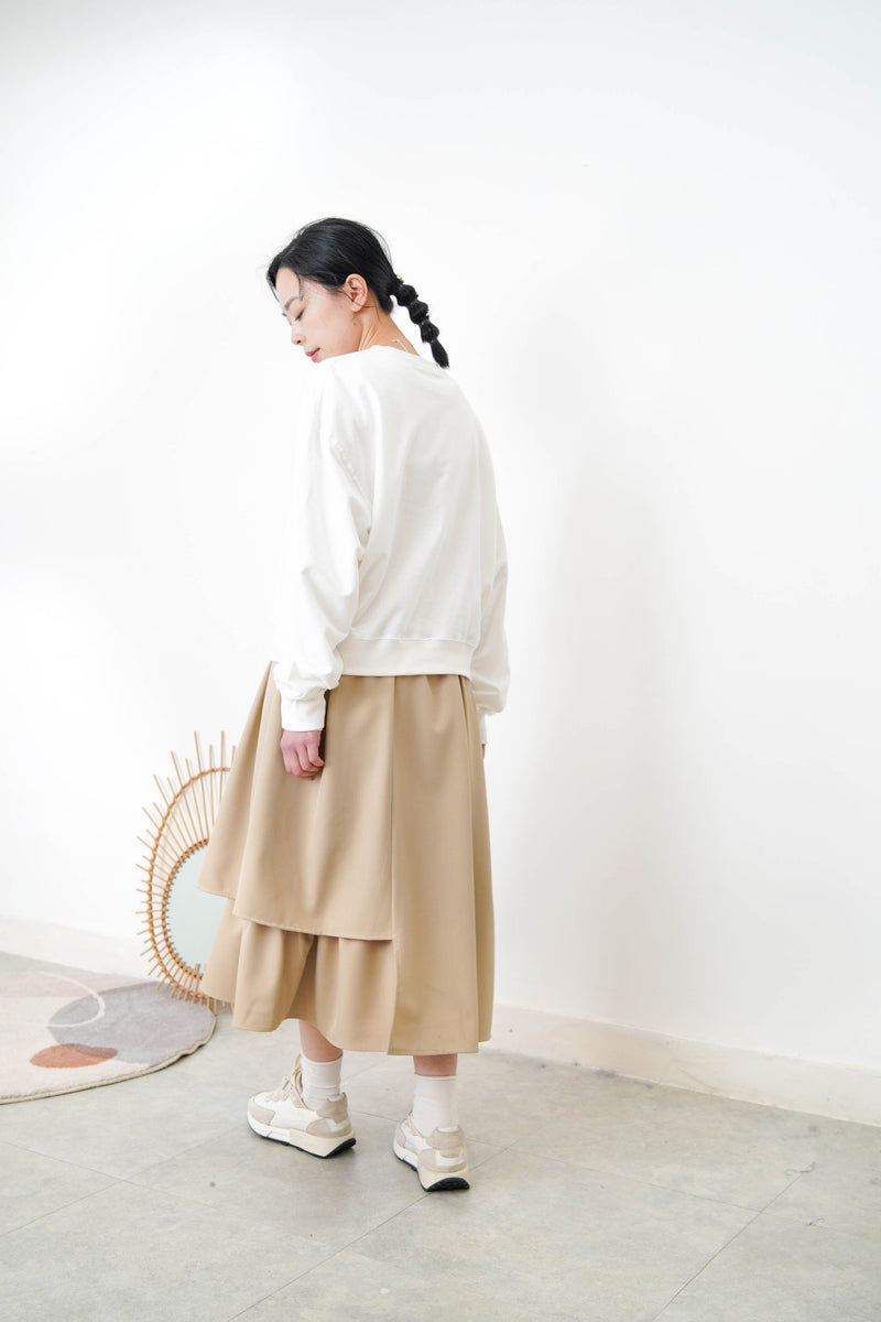 White spring pullover w/ embroidery