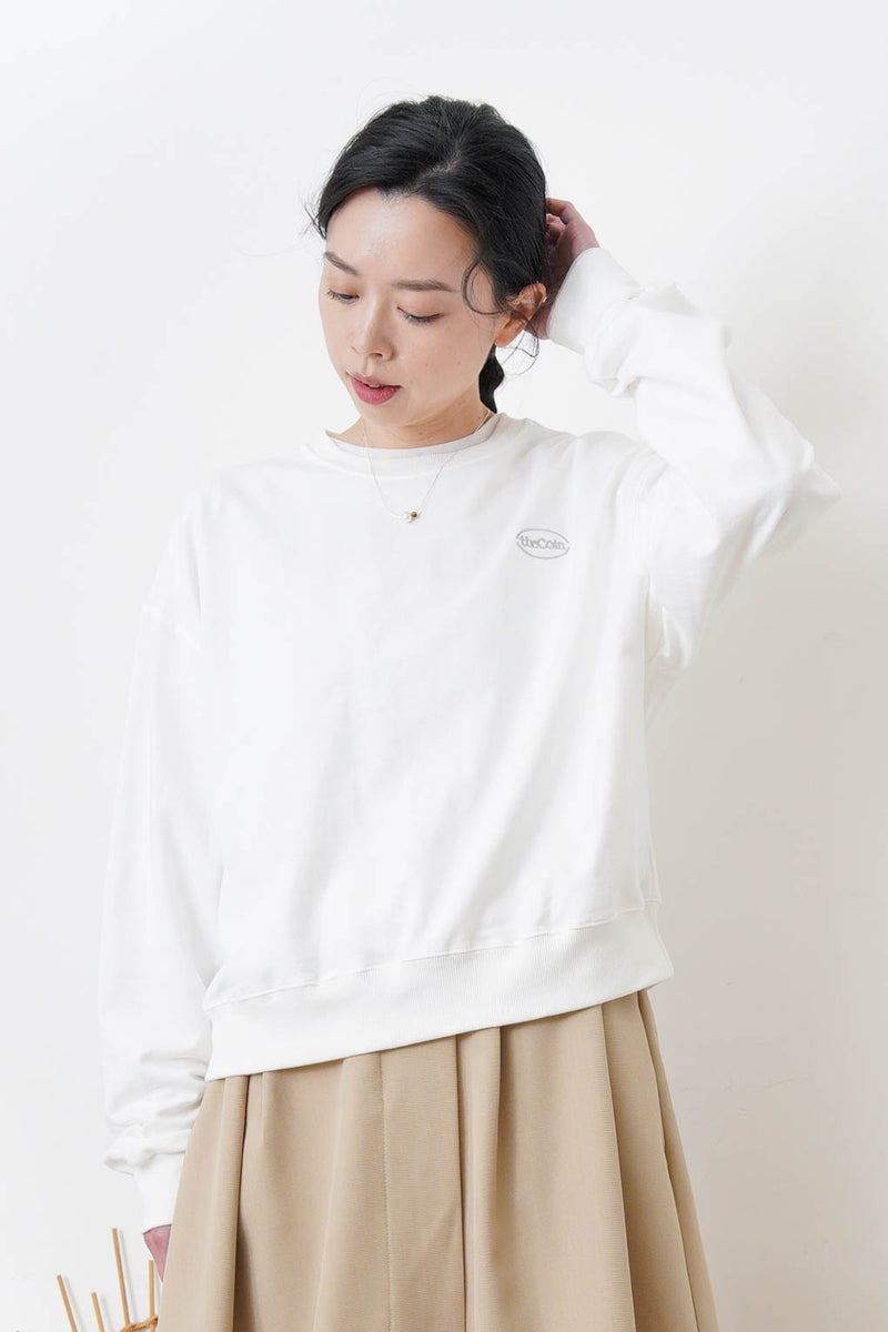 White spring pullover w/ embroidery