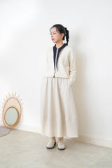 White knit cardigan w/ knot tie collar