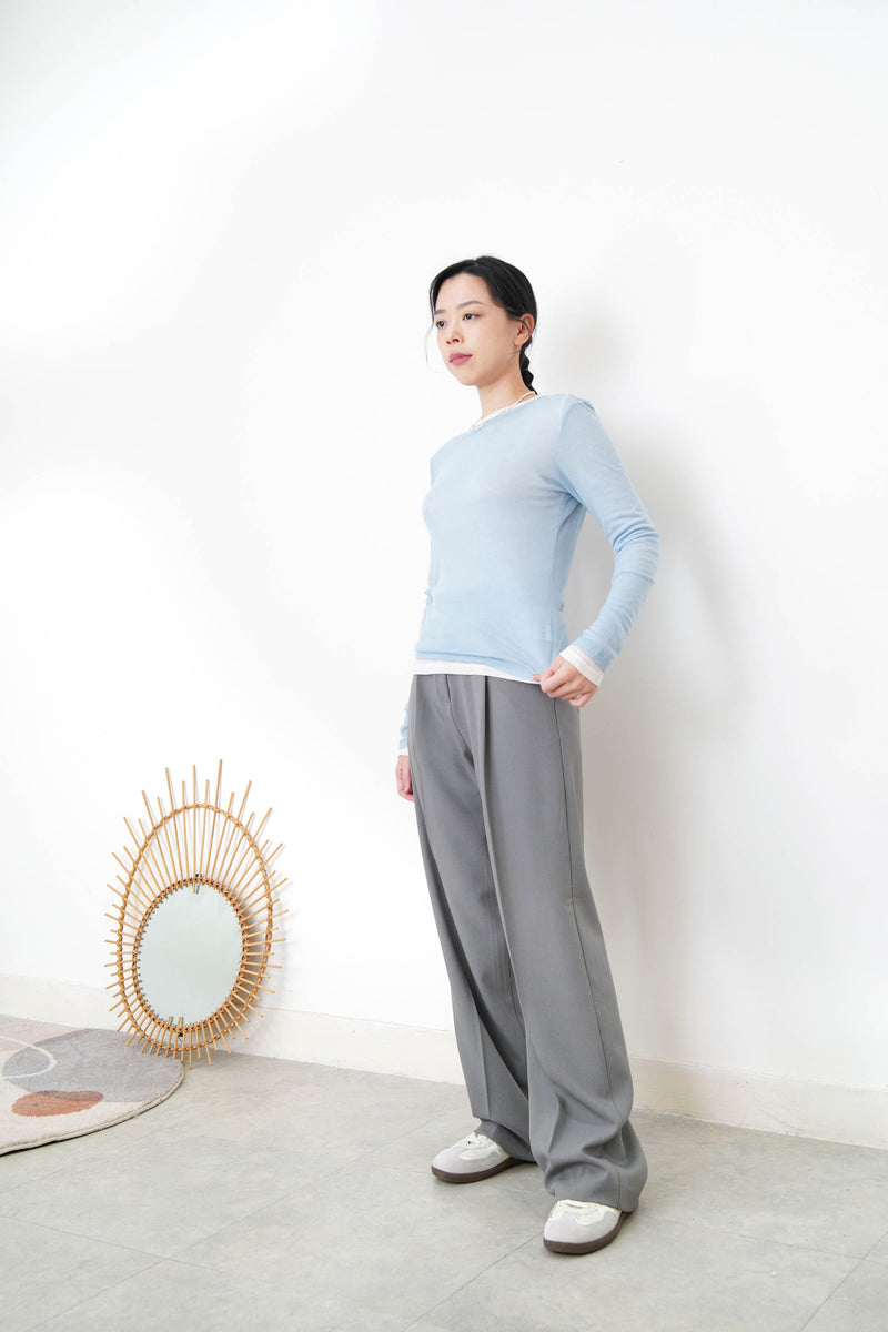 Grey suit pants w/ asy. waist cutting