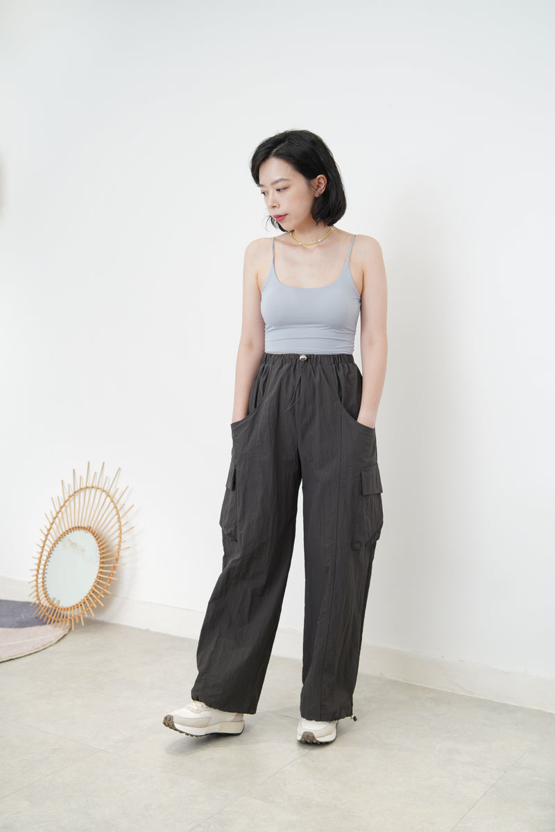 Smooth cami inner w/ attached bra pad