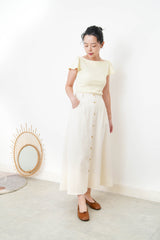 Ivory buttons skirt w/ waist pockets