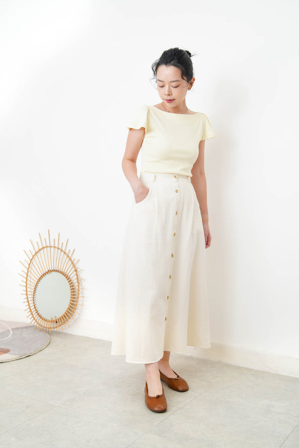 Ivory buttons skirt w/ waist pockets