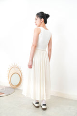 White vest with inner bra pad