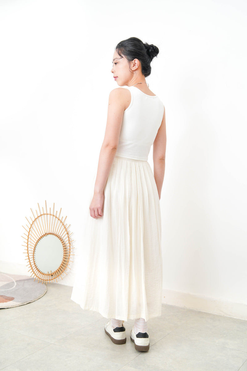 White vest with inner bra pad
