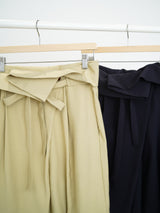 Navy pleats shorts w/ overlap details