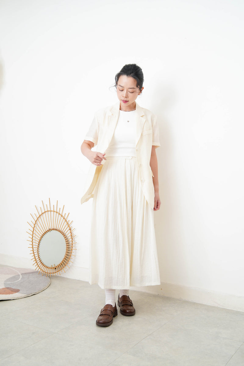 Ivory soft pleats skirt