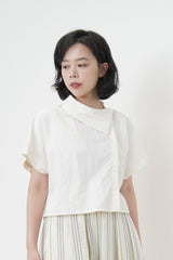 Crop cut shirt blouse in asy. collar