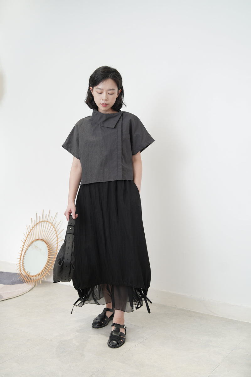 Crop cut shirt blouse in asy. collar