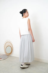 White minimal vest in crop cut