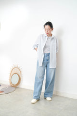 Straight cut summer jeans