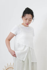White layering split hem vest