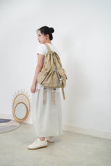 White layering split hem vest
