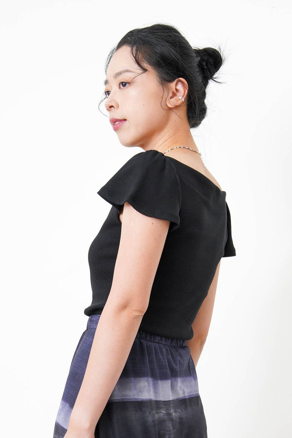 Black boat neck top w/ peplum sleeves