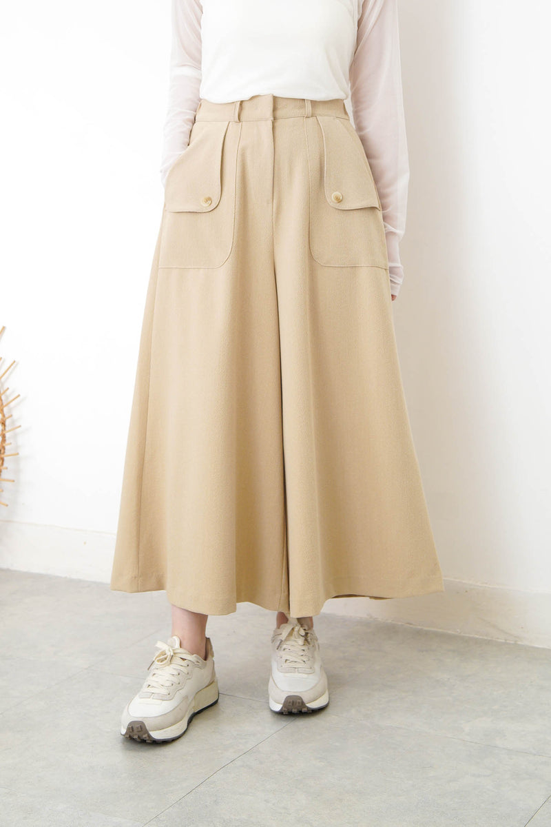 Camel wide leg palazzo w/ pocket buttons