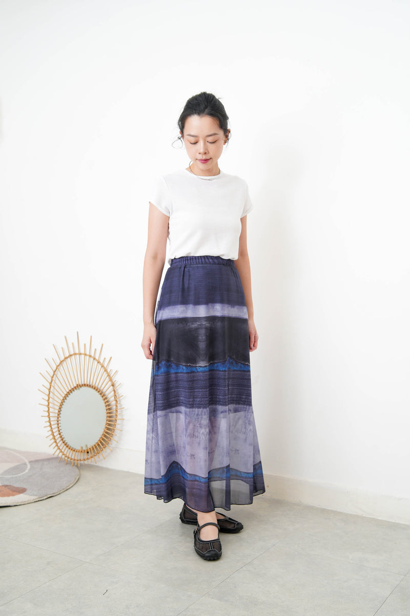 White summer Tee in folded sleeves