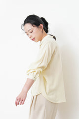 Yellow thin shirt w/ contrast outline