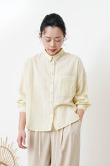 Yellow thin shirt w/ contrast outline
