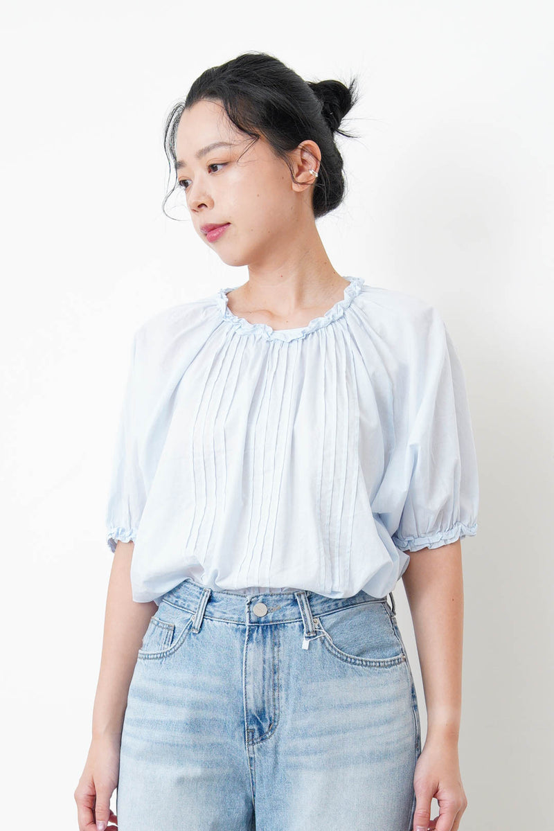 Blue pleats blouse in ruffle fringe