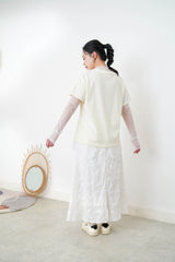 White A line skirt w/ 3D floral embroidery