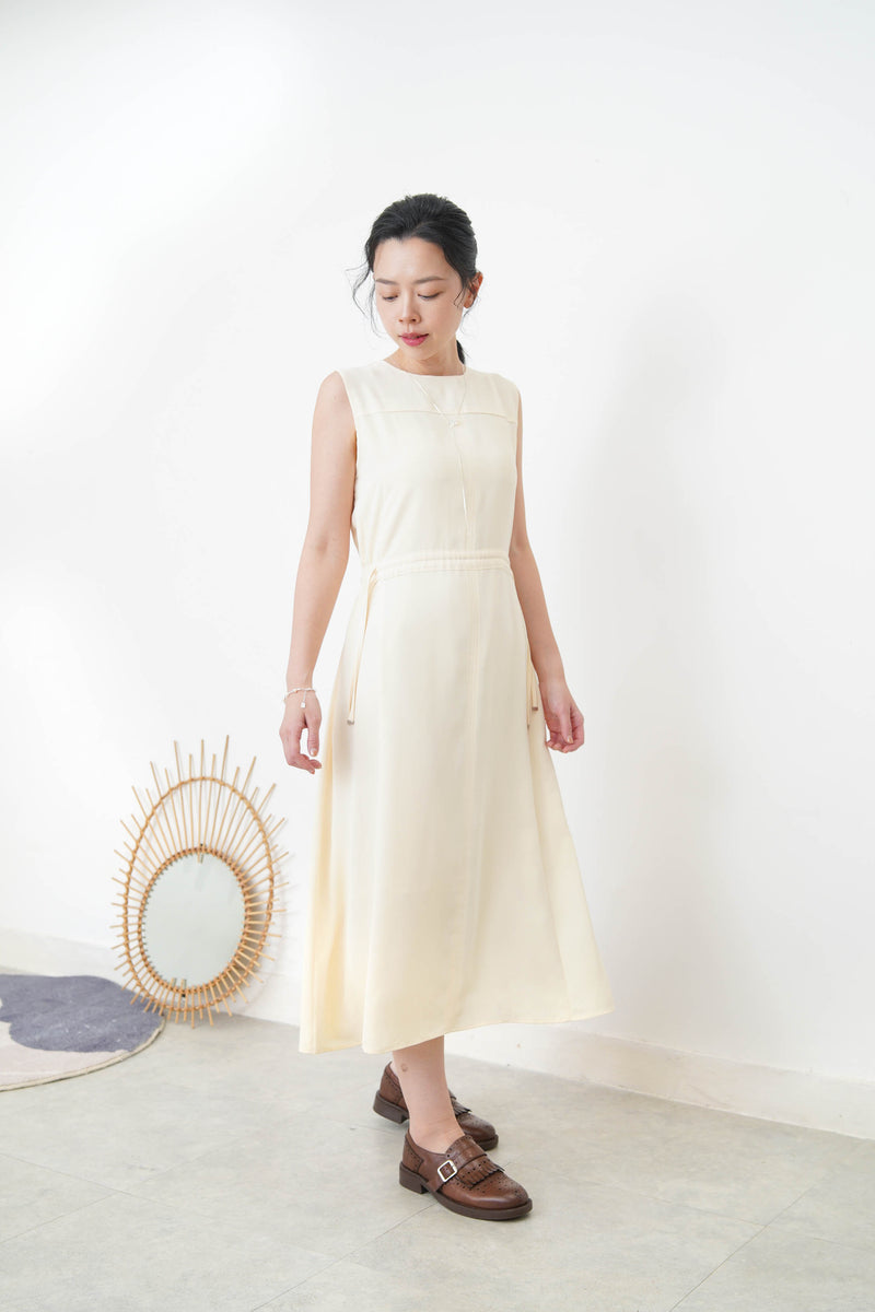 Butter yellow chiffon dress w/ elastic waist details