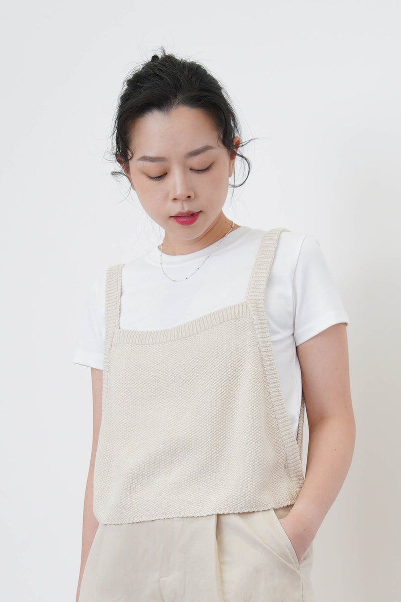 Khaki knit vest in side button