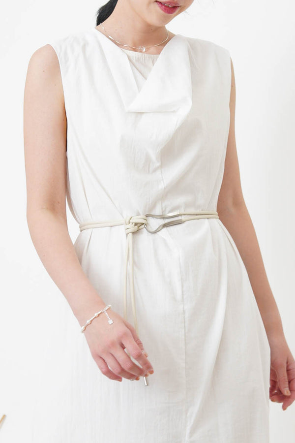 Silver buckle belt w/ knot style