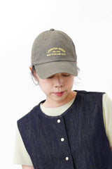 Grey summer cap w/ embroidery