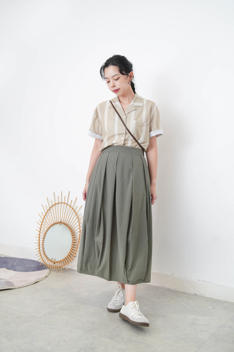 Army green balloon skirt