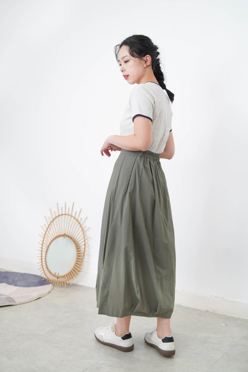 Army green balloon skirt
