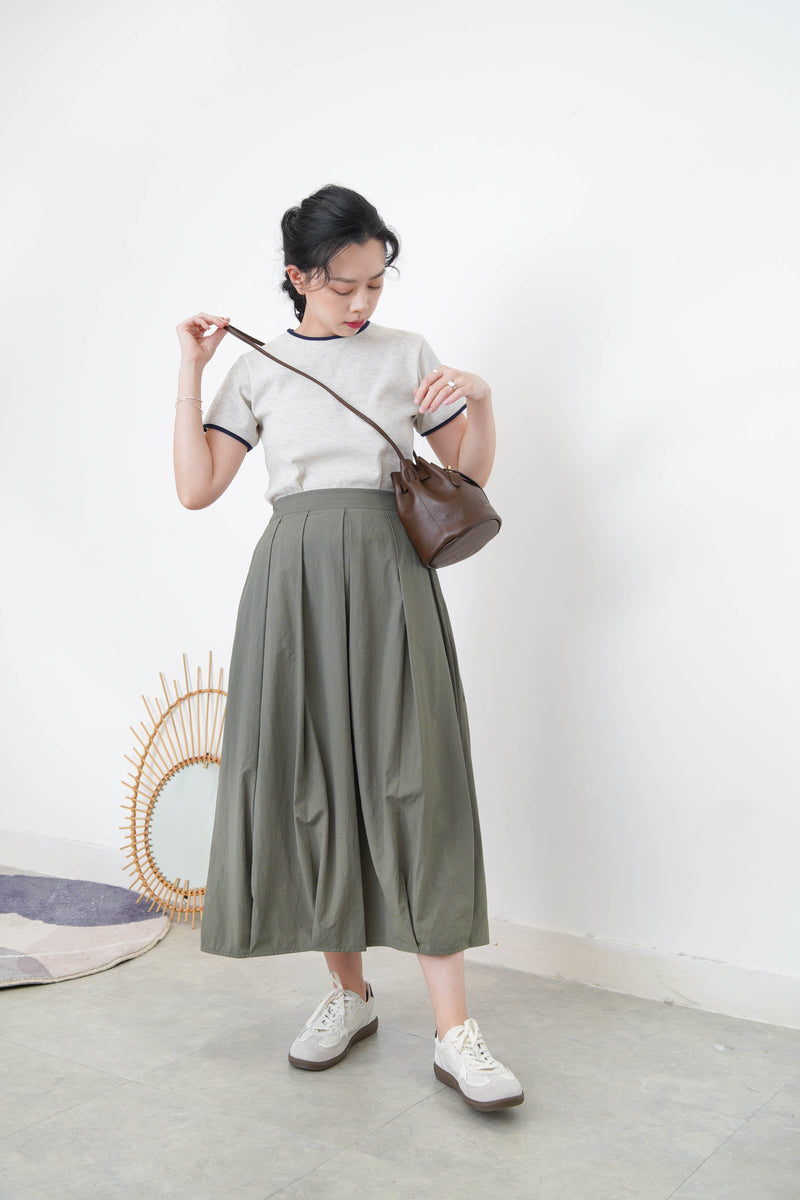 Army green balloon skirt