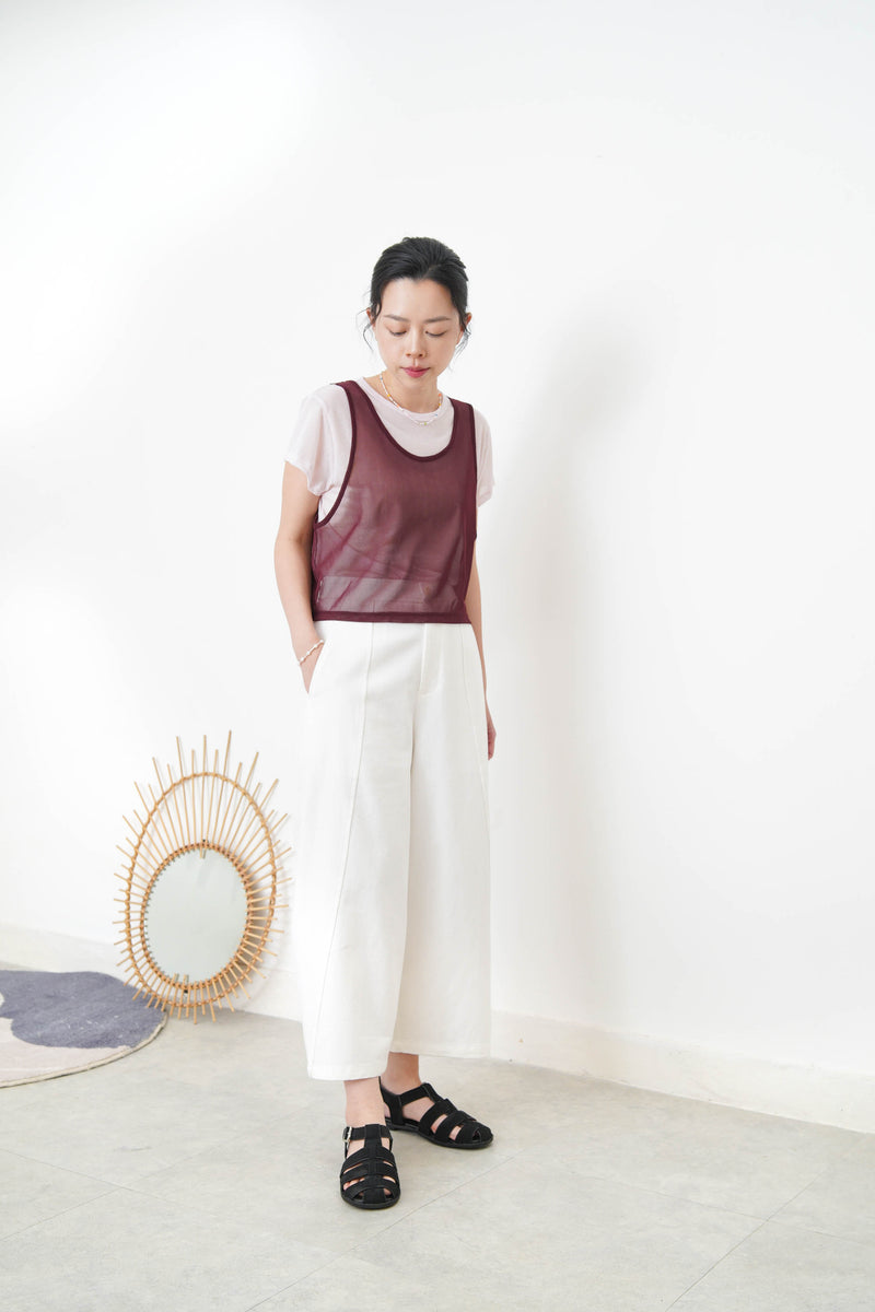 Baby pink thin tee w/ contrast mesh vest