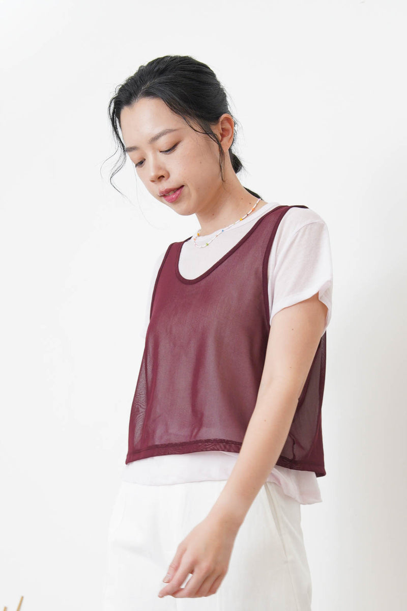 Baby pink thin tee w/ contrast mesh vest