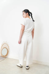 White curve cut trousers w/ outline stitches