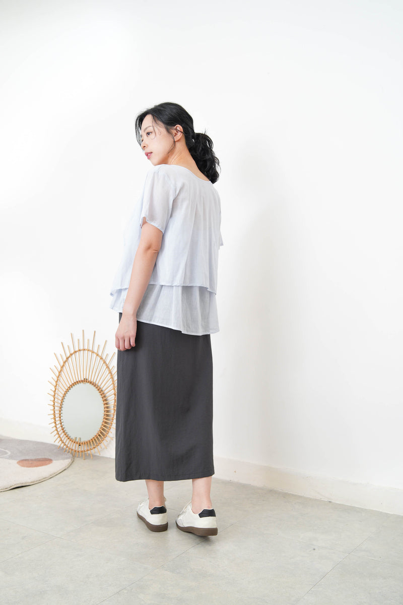 Blue linen set in 2 ways