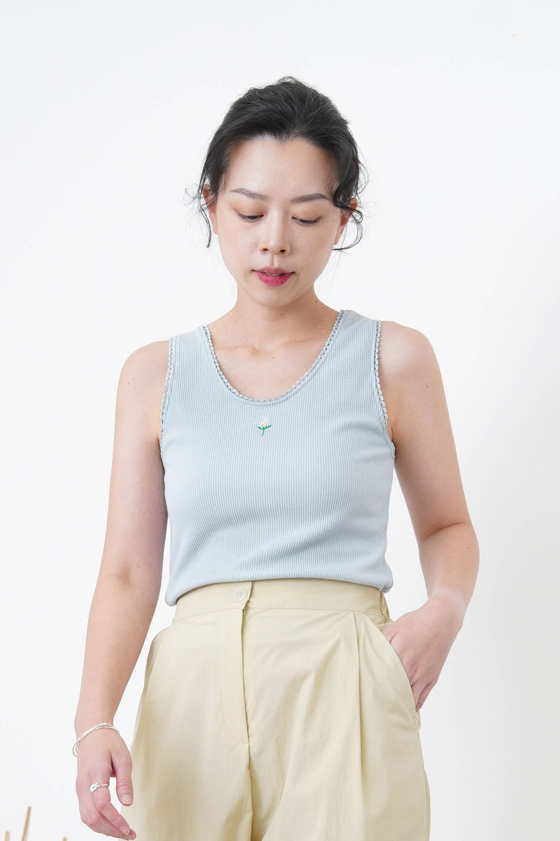 Baby blue vest with flower embroidery