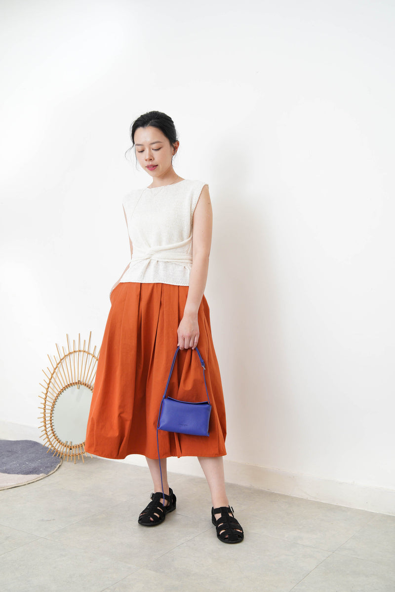 White knit vest w/ knot waist