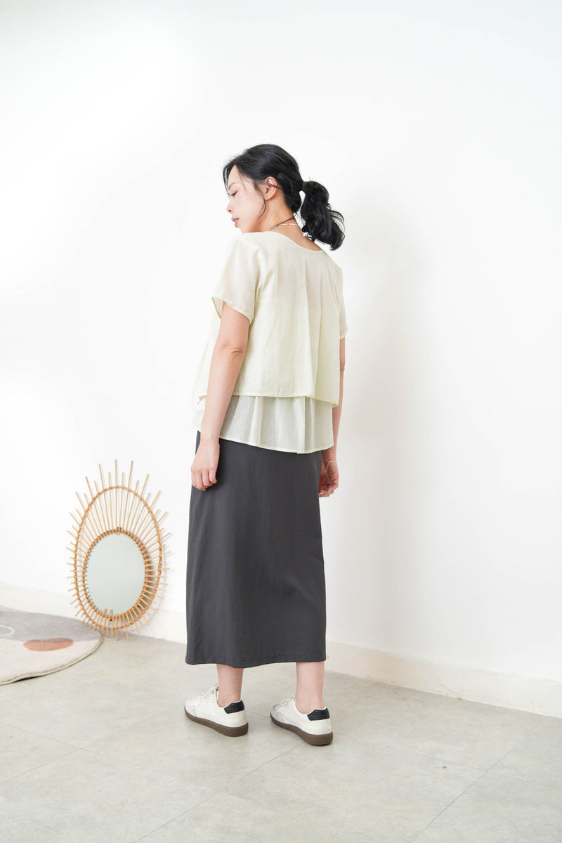 Light green linen set in 2 ways