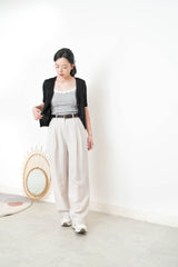 Black pleats v neck premium top