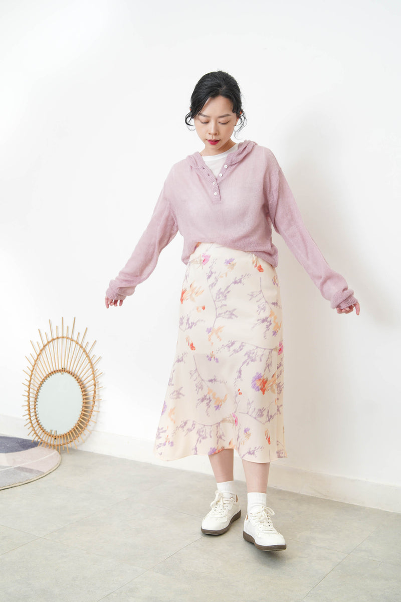 Ivory silky skirt with flower print