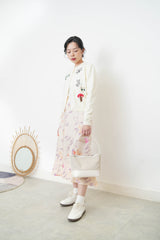Ivory cartoon embroidery cardigan