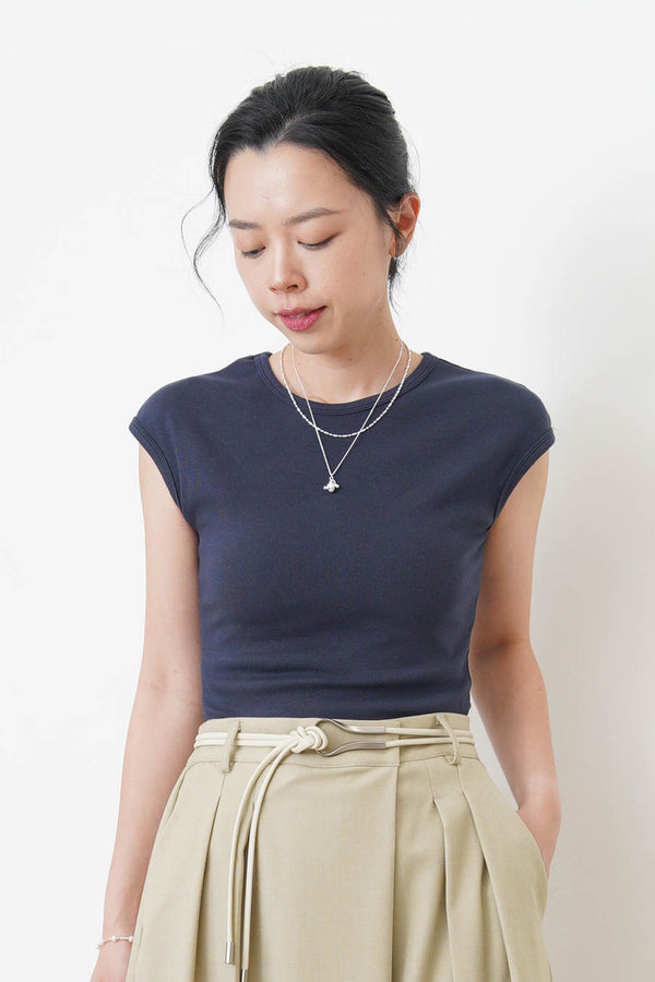 Navy minimal vest with crop sleeves